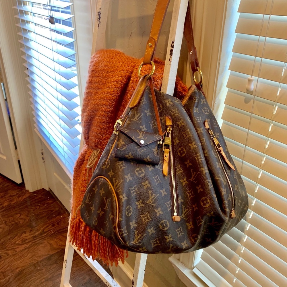 🌈LV Kirigami Pochette as wristlet - Picture 6 of 8